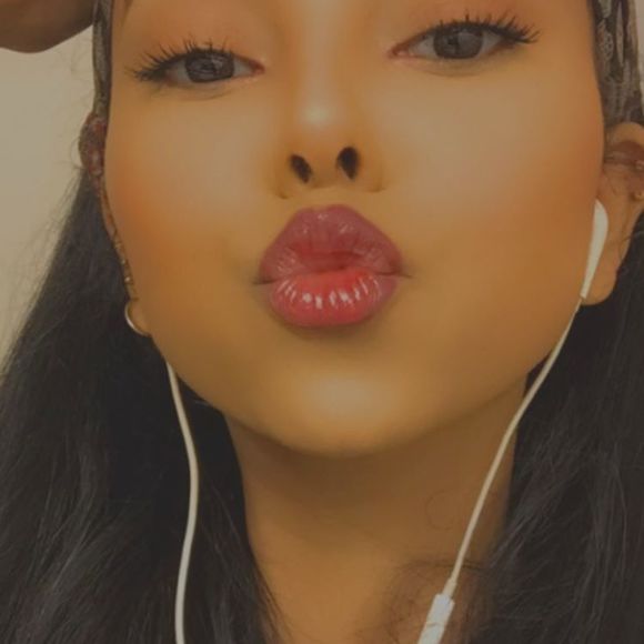 Meet your Posher, Sosina - Picture 1 of 1